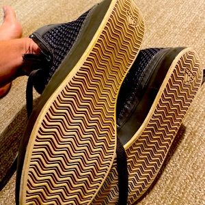 Stella McCartney from Adidas gray high-tops 🖤🤍